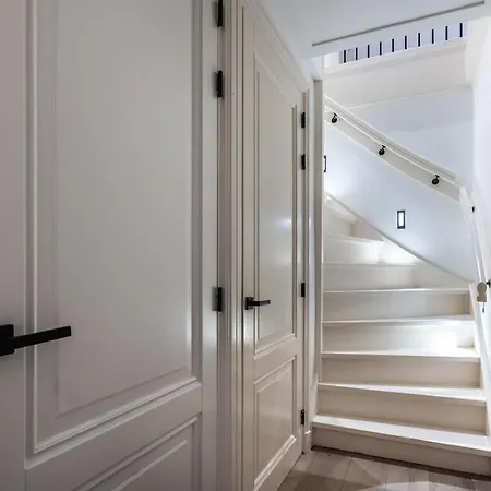 Apartment Charming - De Pijp *